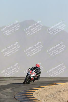 media/Jan-09-2025-Racers Edge (Thu) [[9e316ffd38]]/3-B Group/Session 4 (Turn 12 The Slide)/